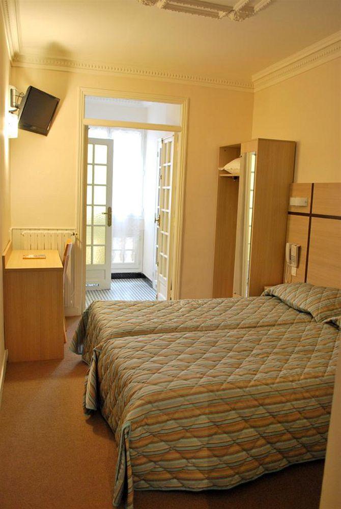 Comfort Hotel Au Firmament Asnieres-Sur-Seine Luaran gambar
