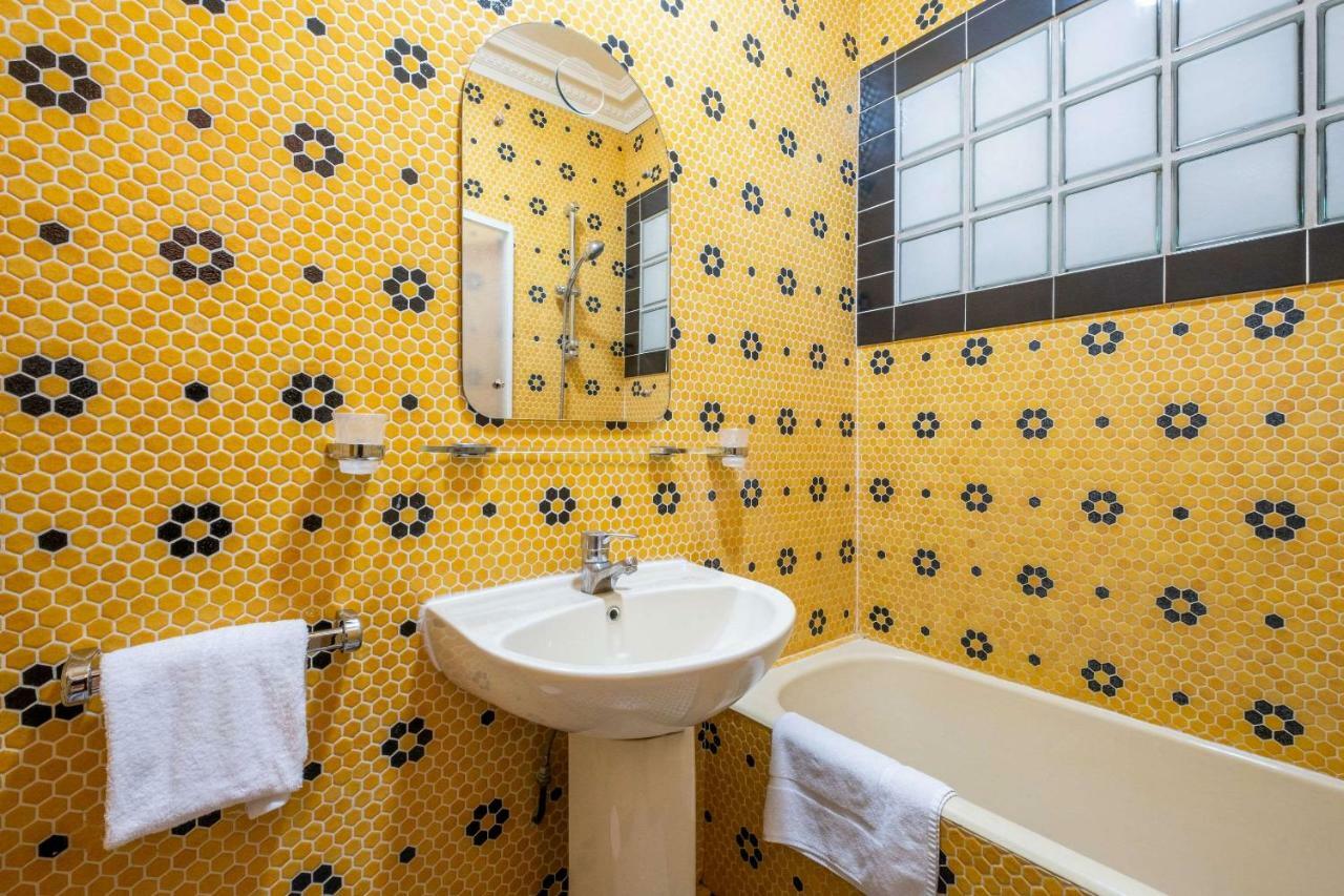 Comfort Hotel Au Firmament Asnieres-Sur-Seine Luaran gambar